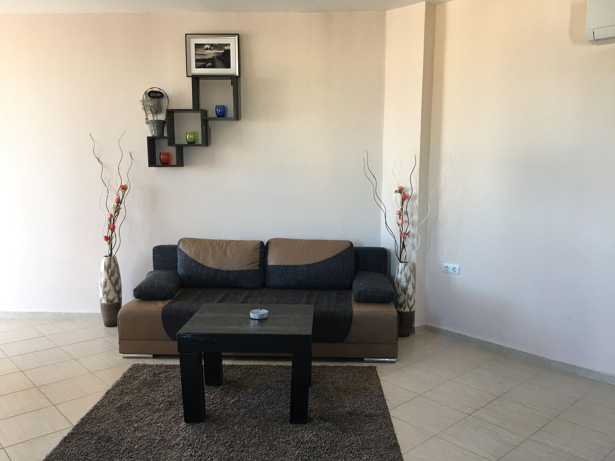 بوموري Beach Aparthotel Salt Lake المظهر الخارجي الصورة