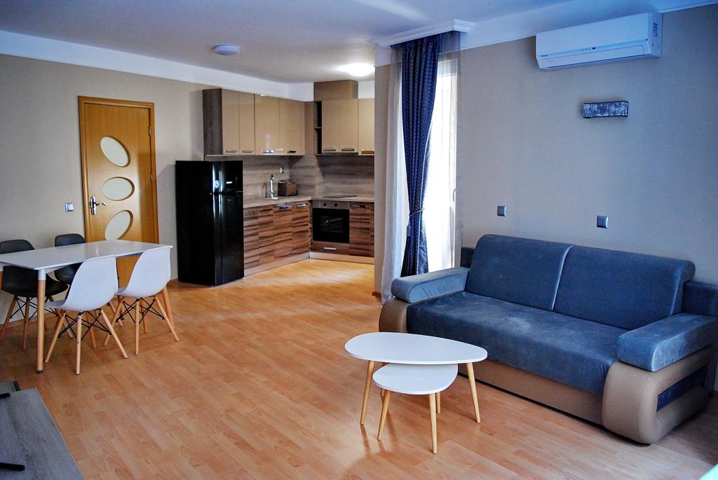 بوموري Beach Aparthotel Salt Lake المظهر الخارجي الصورة